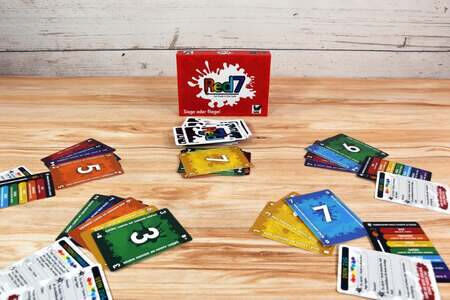 Red 7 - Siege oder fliege Corax Games Spielmaterial